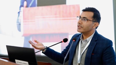 ‘Social media broke hierarchical communication without meaningful dialogue’